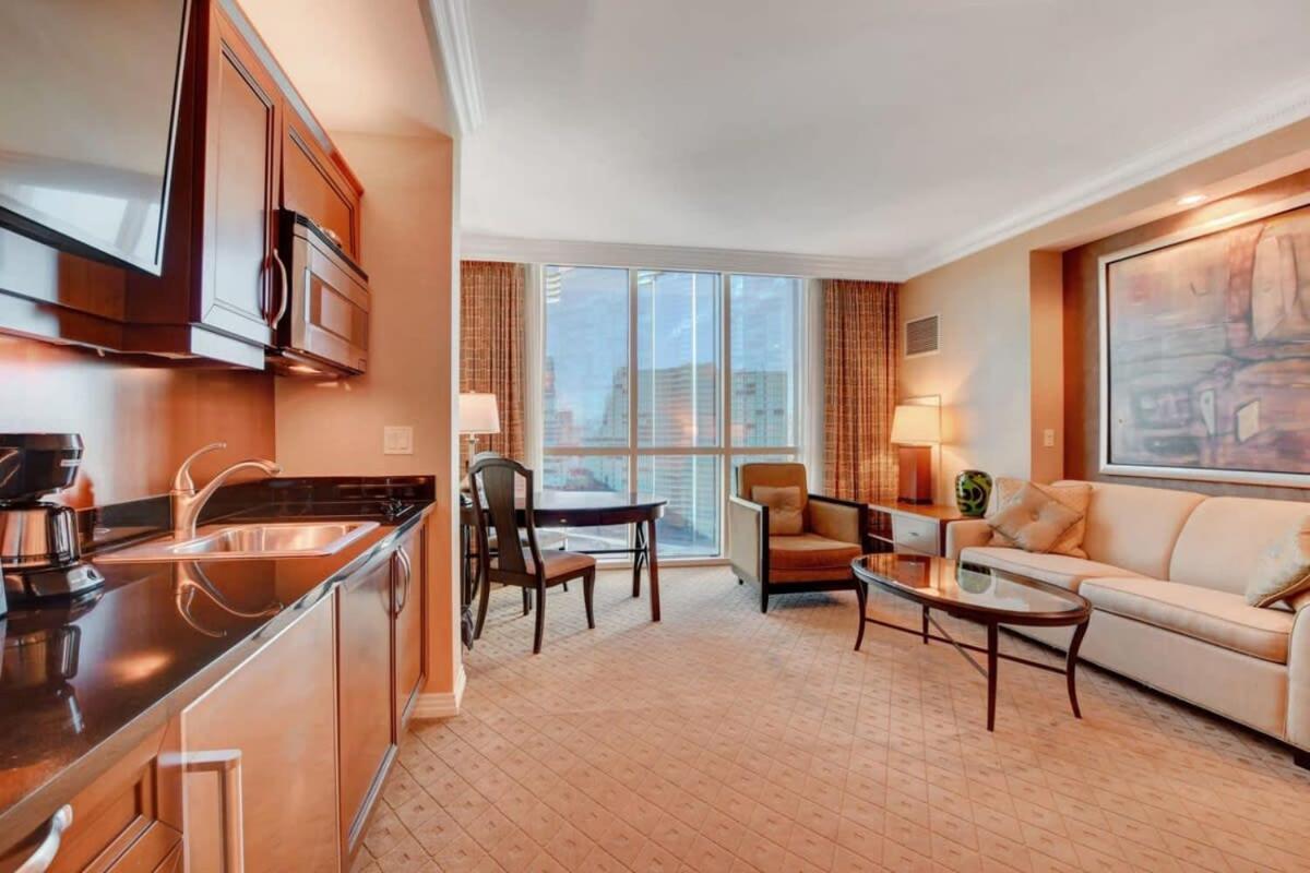 Mgm Signature-21-703 Strip View Jacuzzi Studio Las Vegas Bagian luar foto