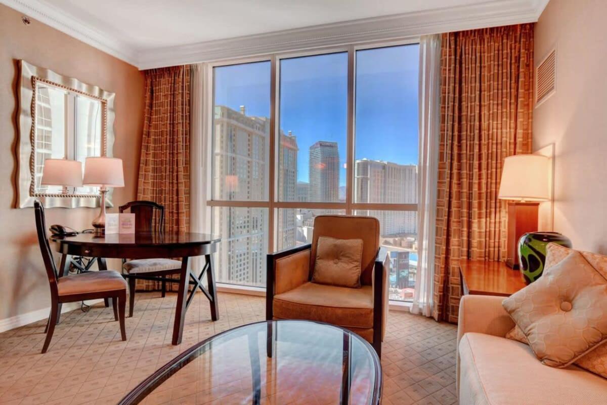 Mgm Signature-21-703 Strip View Jacuzzi Studio Las Vegas Bagian luar foto