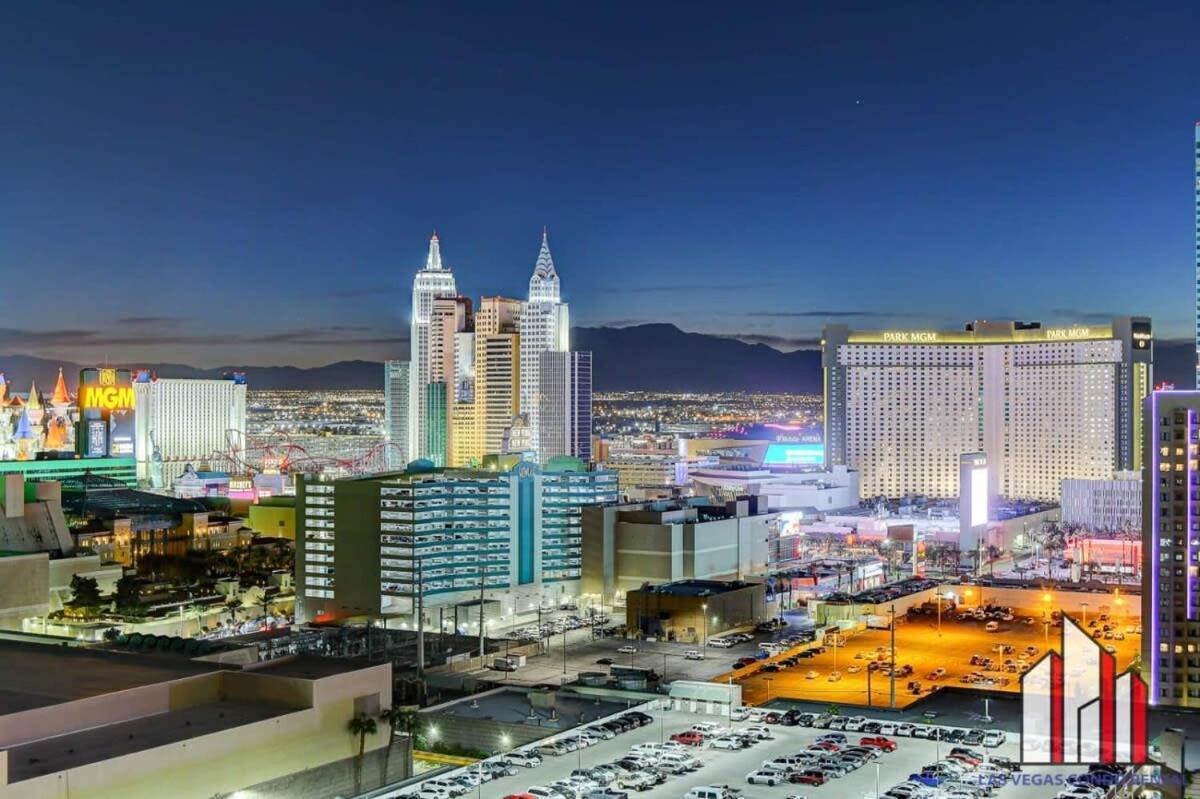 Mgm Signature-21-703 Strip View Jacuzzi Studio Las Vegas Bagian luar foto