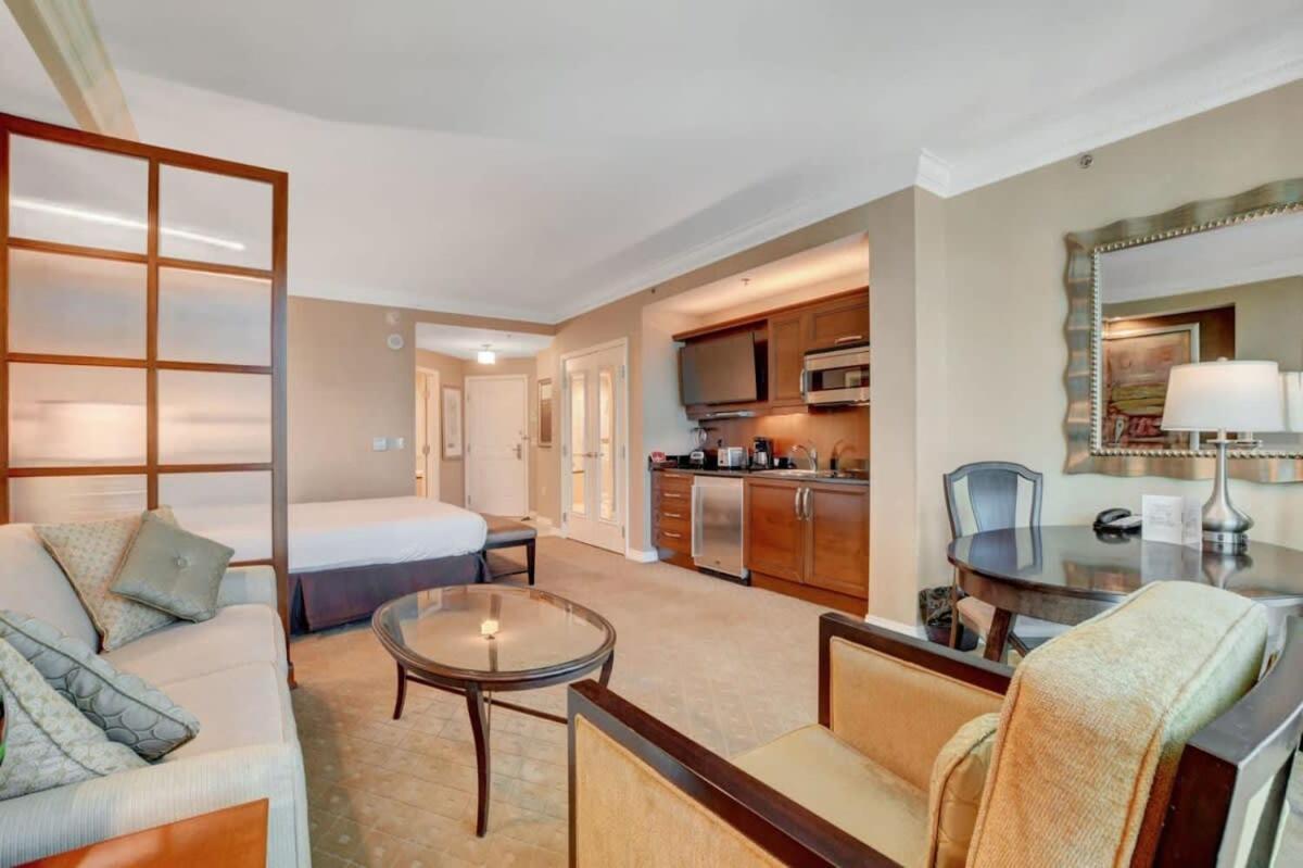 Mgm Signature-21-703 Strip View Jacuzzi Studio Las Vegas Bagian luar foto